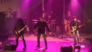 John Schlitt - Love Won't Leave Me Alone