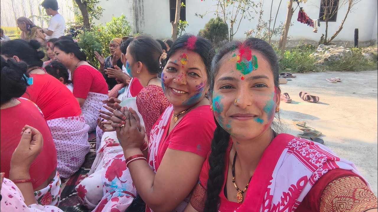 आज हमारे घर आई होली। आज तो मजा ही आ गया।