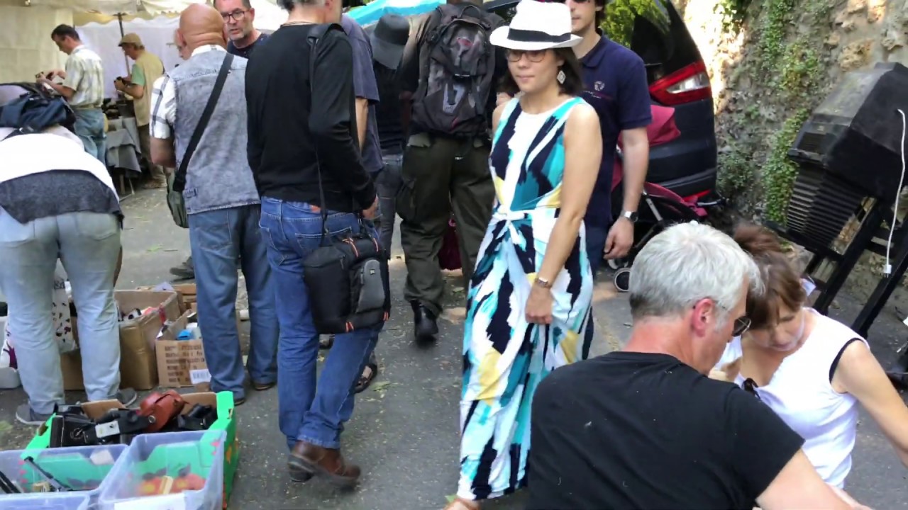 FOIRE INTERNATIONALE DE LA PHOTO Á BIEVRE 06/02/2019 PARIS 4K