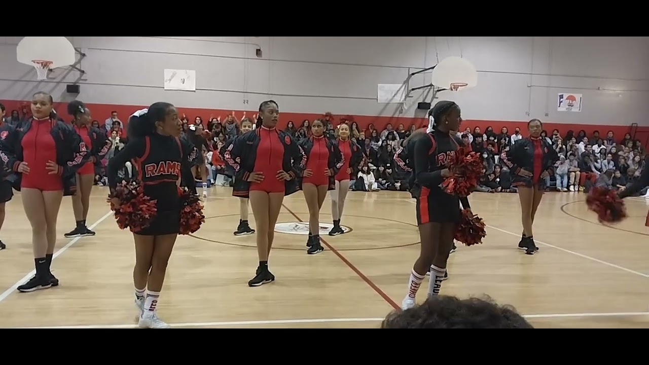 arthur polly mays — 2023 pep rally 3rd performance YouTube