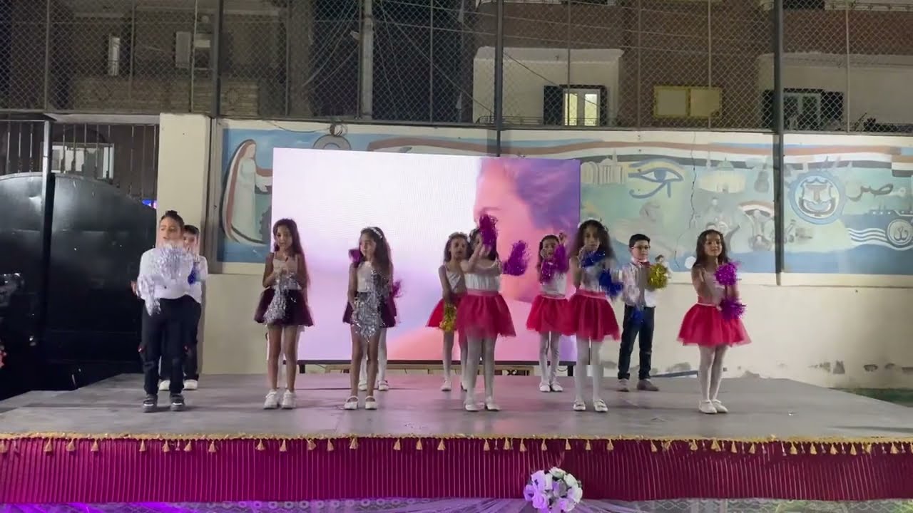 استعراض طبعا قادرين نعملها حفل تخرج رياض الاطفال 👨‍🎓👩‍🎓