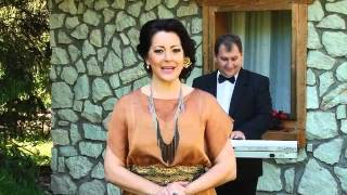 Video thumbnail of "Angela Rusu-Romanii is peste tot"