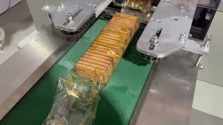 Automatic biscuit packing machine without plastic tray