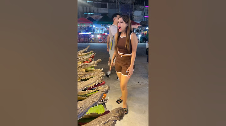 Foreigners vs Indians in Thailand Street food 🐊🦀 #funny #comedy