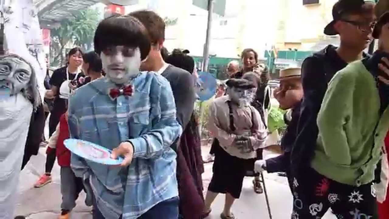 Orang Orang Drum Theatre / Human Size Puppets 人人人鼓剧场 /人形活偶 YouTube