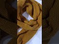 Вязаный шарф с помпонами