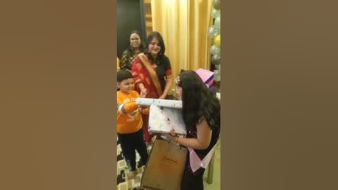 Mere birthday me mile itne sare gifts 😀#funnyvideo  #viralvideo #youtubeshorts #trending # shorts