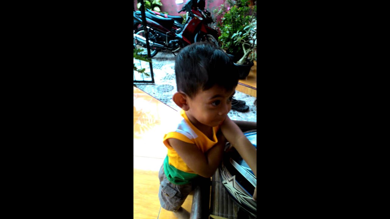 Anak lucu banget 