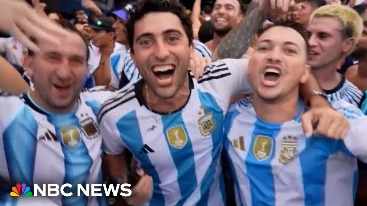 Argentina fans take over Atlanta ahead of World Cup semi-final clash against England