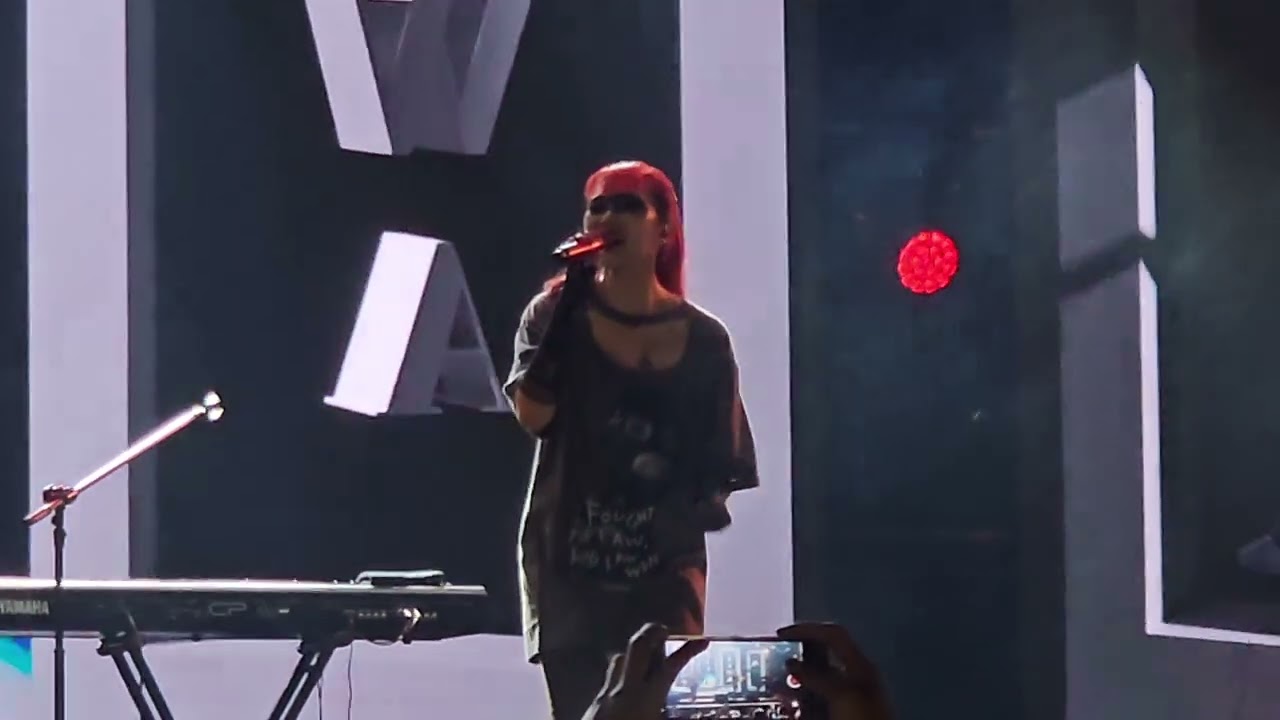 Isyana Sarasvati - Tetap Dalam Jiwa - Synchronize Fest 3 September 2023