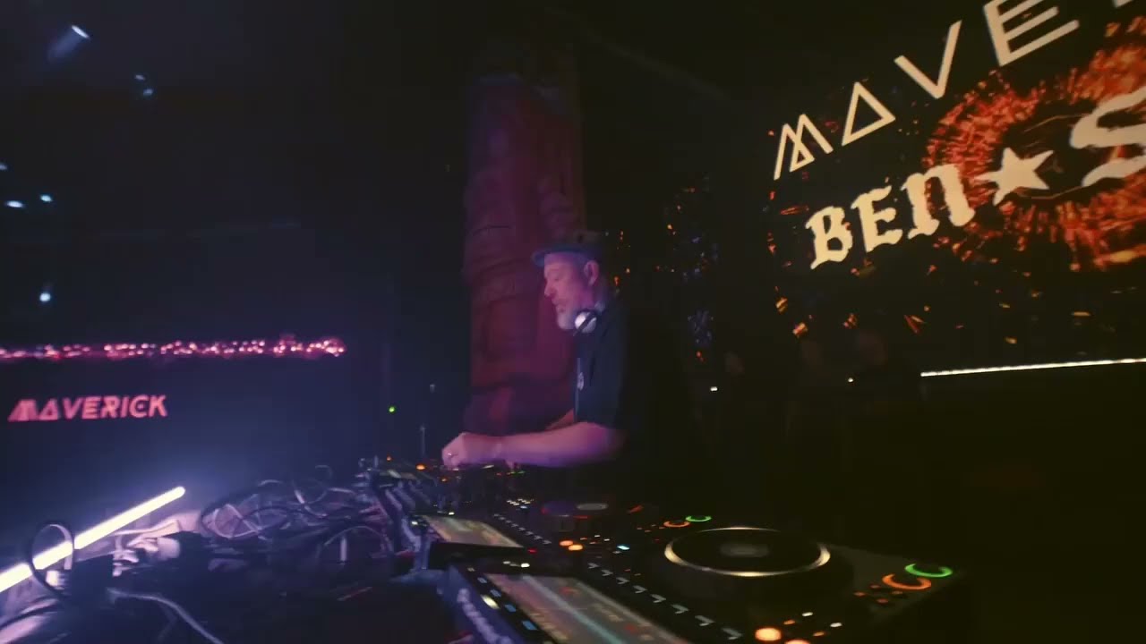 Tonton Ben Sims - Unity Techno - Gipuzkoa (02-4-26) di YouTube Tonton Ben Sims - Unity Techno - Gipuzkoa (02-4-26) di YouTube