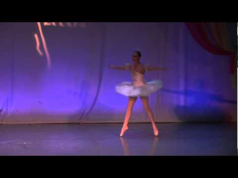 CNBC EFPDanza Caracas 2010 -- Claudia Surez -- Med...