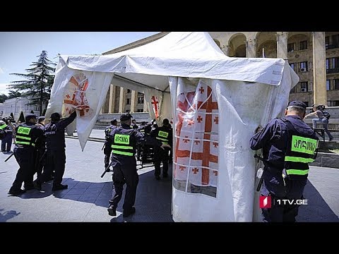 კარვები რუსთაველის გამზირზე