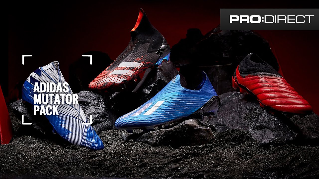 pro direct laceless football boots