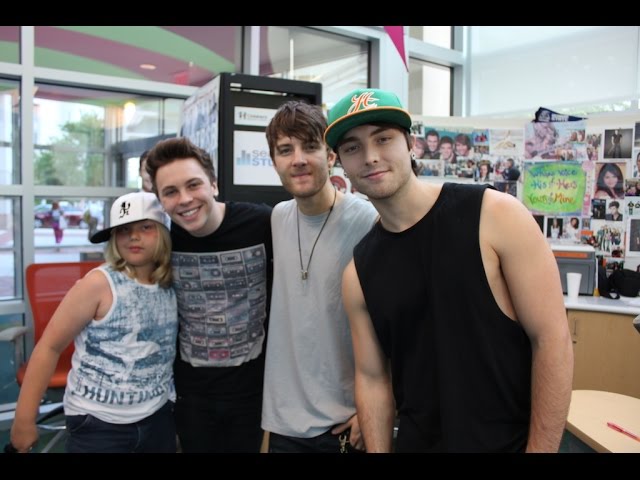 Emblem3 Performs 'Chloe' In Seacrest Studios Atlanta