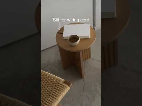コードがスッキリ収まるサイドテーブルができました。#shotrs #インテリア