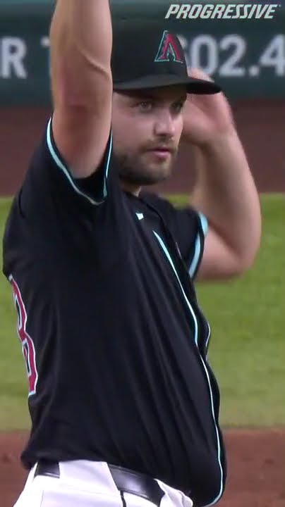 BLAZE ROBS A HOMER! #mlb #baseball #defense