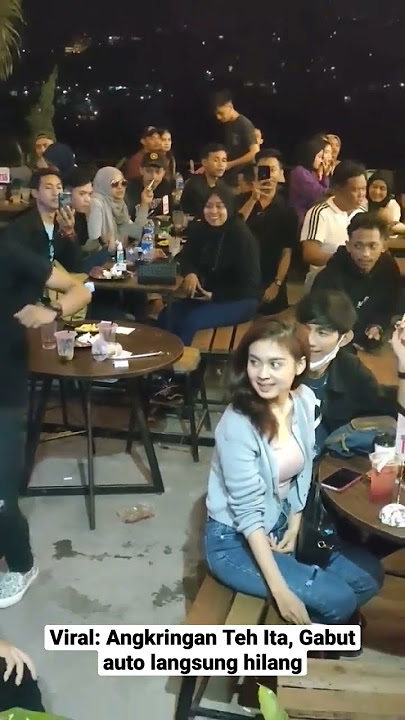Viral: Angkringan Teh Ita, Gabut auto jauh² .......      #fyp #cantik