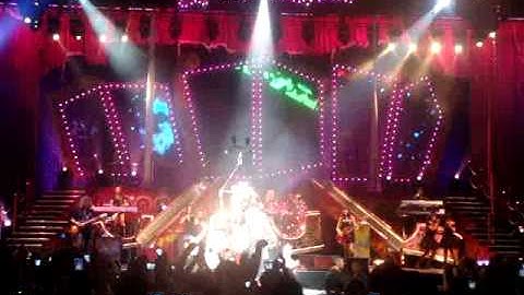 pink get the party started dublin o2