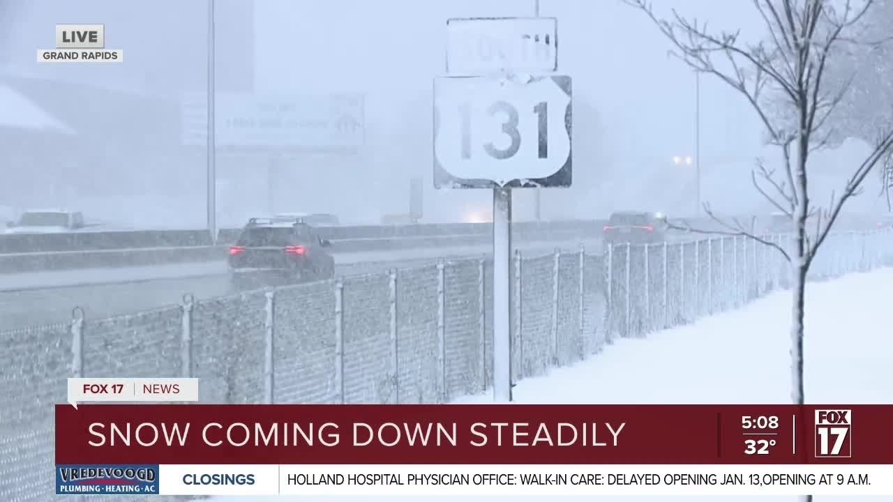 Snow coming down steadily - YouTube