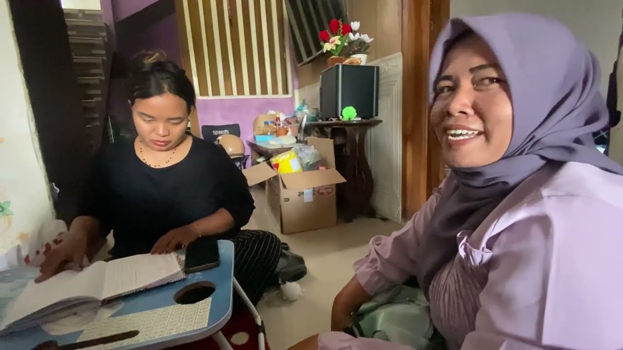 WAYAHE ARISAN NOK GENE MBA ERNA GAES !!! SING OLEH KENEK GAE LEBARAN