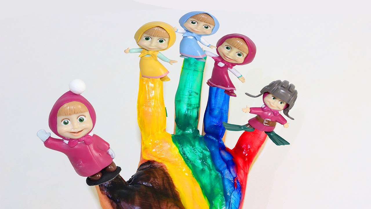 Семья Пальчиков Маша и Медведь Новые серии Поем песенки для детей про ...