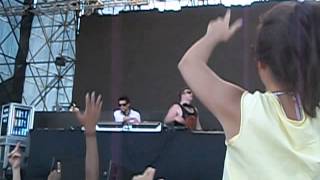 Pascal And Pearce Live At Cape Town Ostrich Farm.avi