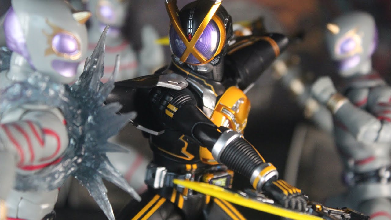 SH Figuarts Kamen Rider NEXT Kaixa Review - YouTube