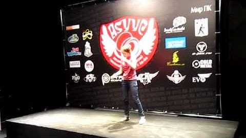 YouTube - ASYYC 2011 Astrojax Freestyle - Ira -Iriska- Tyurina(Ermolaeva).flv