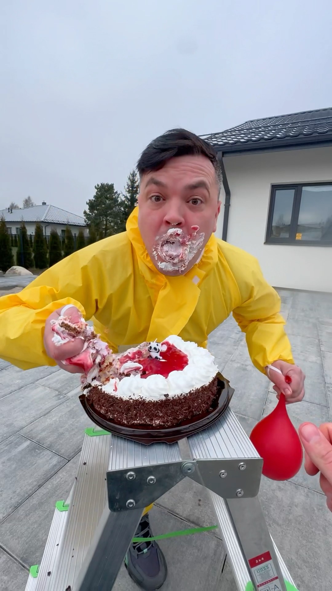 OMG ? Ruined my birthday. STOP TIME ?