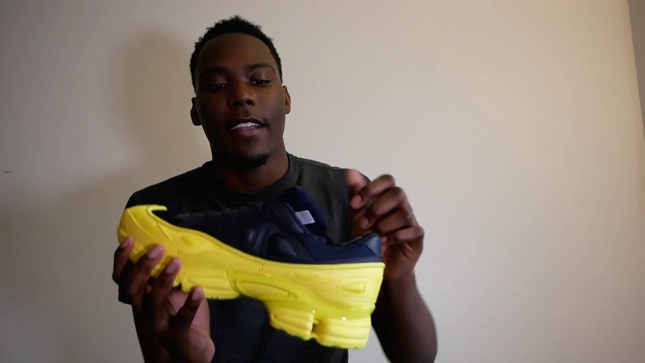 RAF SIMONS OZWEEGO SNEAKER BOLD Yellow 