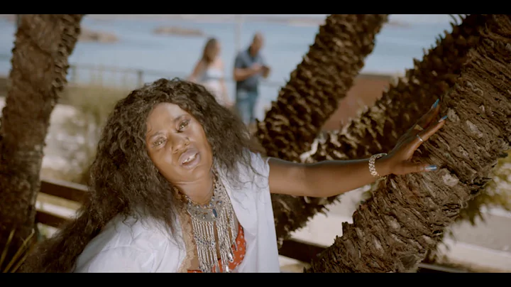 Nancy Tg - Smile For Me (Official Video)
