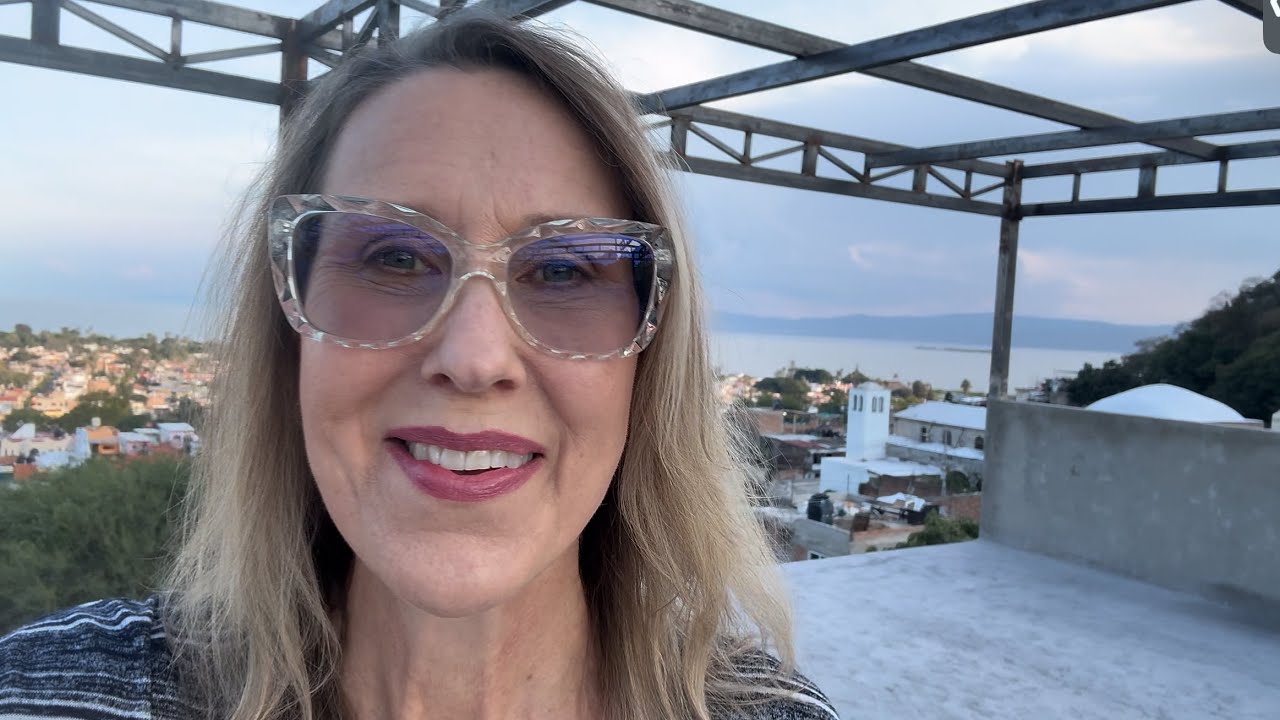 Строительство четырехквартирного дома в районе E35 Чапала: установка ворот + наружные ступени, до...