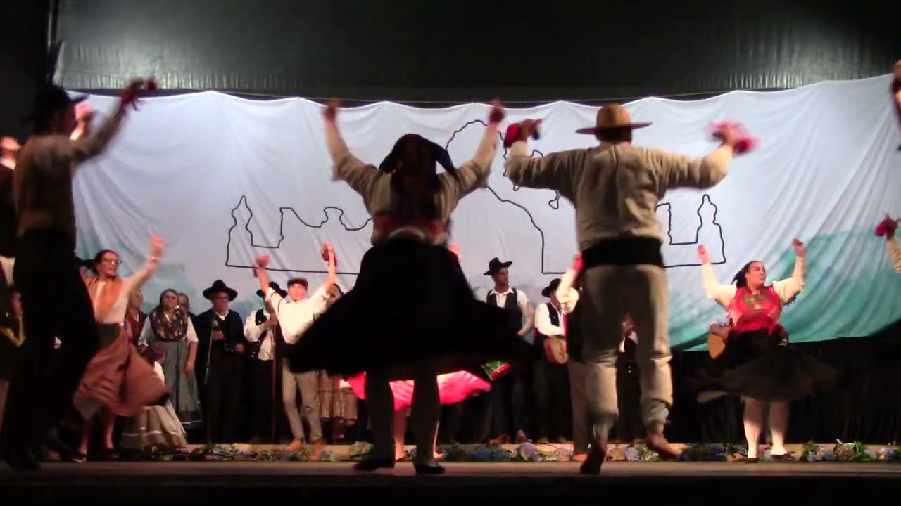 RANCHO FOLCLÓRICO RECREATIVO DE TABUADELO -- GUIMARÃES