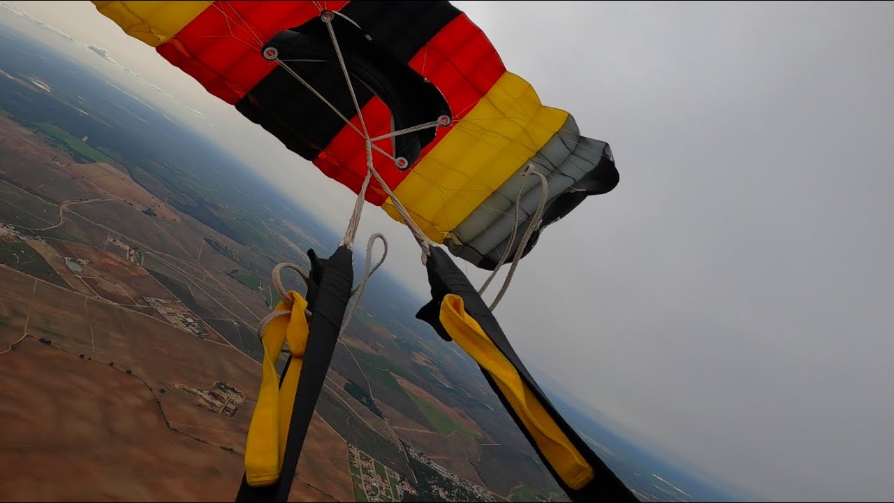【WOOHWA】PINTUCK PARACHUTE PT Skydiving Malfunctions: Parachute malfunction - cut away