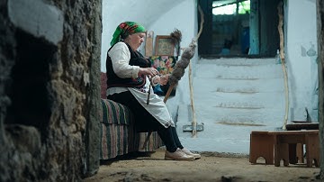 Lifestyle of a Woman Living ALONE in a remote village in Eastern Europe