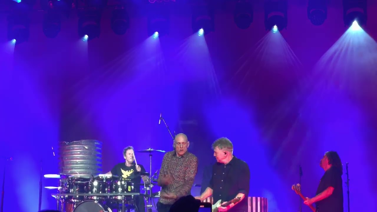 Midnight Oil Surfing With A Spoon Live Hordern Pavilion Final