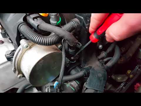 Peugeot 207 VTI Replace Change engine temperature sensor