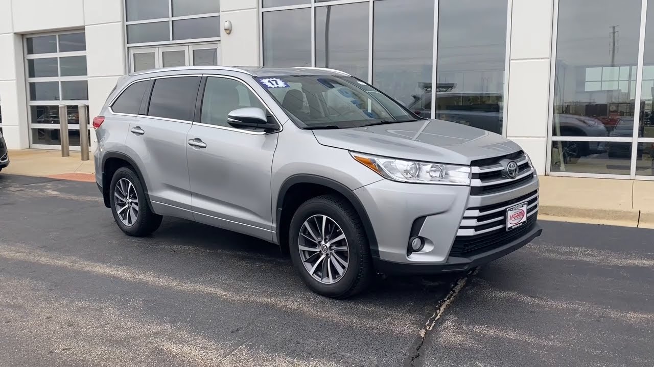 2017 Toyota Highlander Elgin, Schaumburg, Barlett, Barrington, Hoffman ...