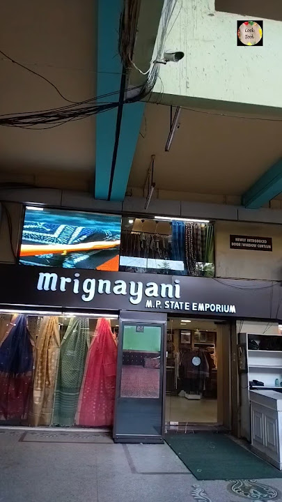 Dakshinapan Market Kolkata Saree Collection Mrignayani মধ্যপ্রদেশের বিখ্যাত শাড়ীর সবচেয়ে বড় শোরুম