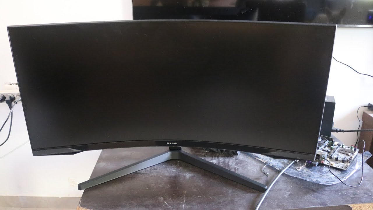 Samsung Odyssey G5 32 Inch Gaming Monitor Unboxing 