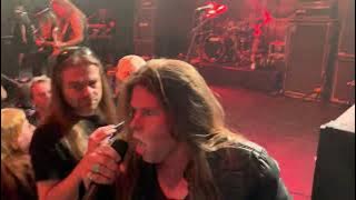 Download lagu H.e.a.t: Dangerous Ground