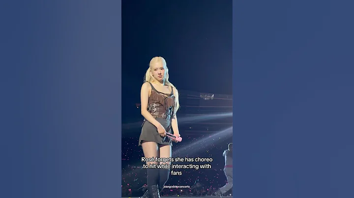 rose forgot to dance while talking to fans #blackpink #rosé