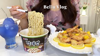 Review of the new ramen Muktaekang Big Bowl Making delicious cream shrimp (sauce). tofu steak