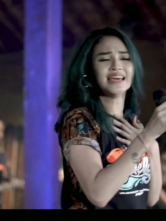 STORY WA // KANGGO RIKO (arlida putri om adella)