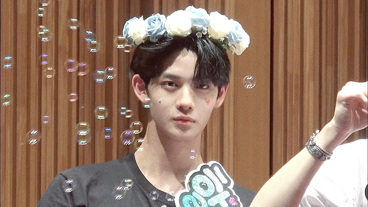 180617 켜줘 마지막 팬싸인회 | 배진영 BAEJINYOUNG focus.