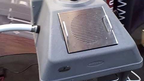 Envirolet 101: Envirolet FlushSmart VF at 2008 Spring Cottage Life Show (3)