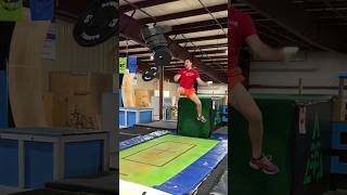 Double Bouncing 700 Pounds