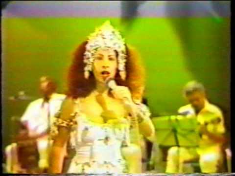 Clara Nunes no Japão - Canto das três raças (RARÍSSIMO)