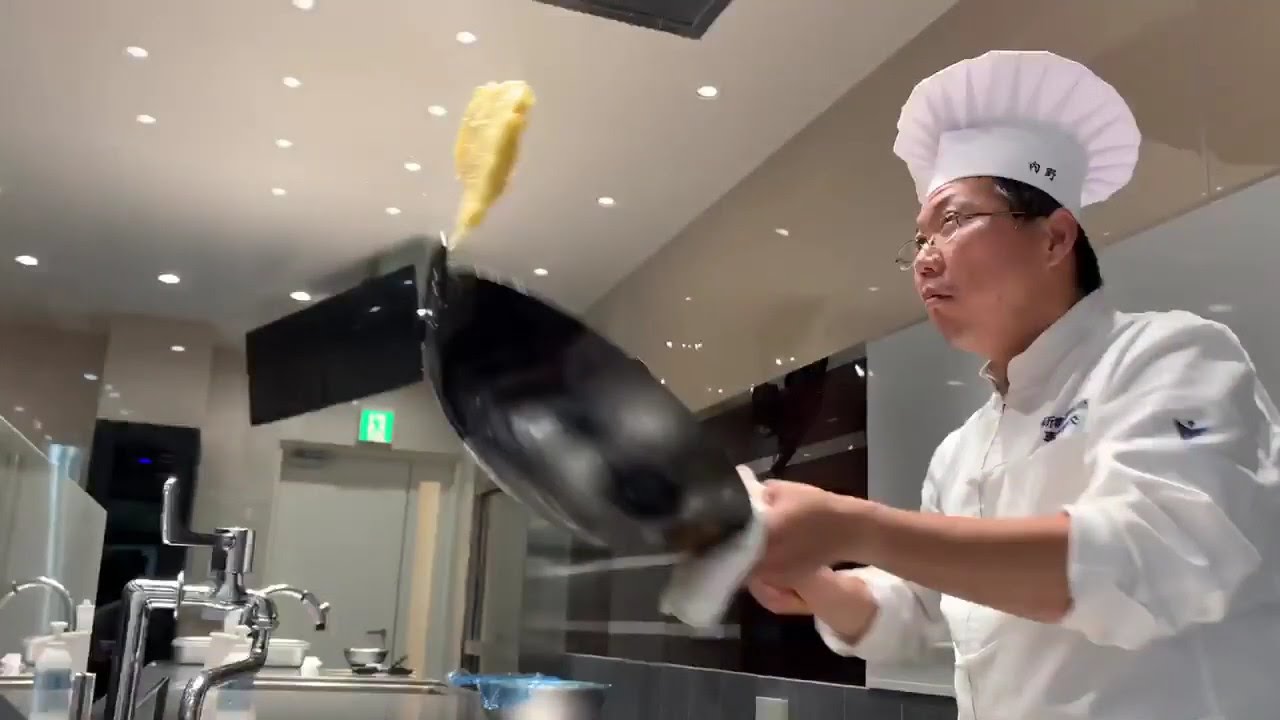 炎の中華料理人 空飛ぶ焼きそば Uchino 新宿調理師専門学校教員シリーズ Youtube